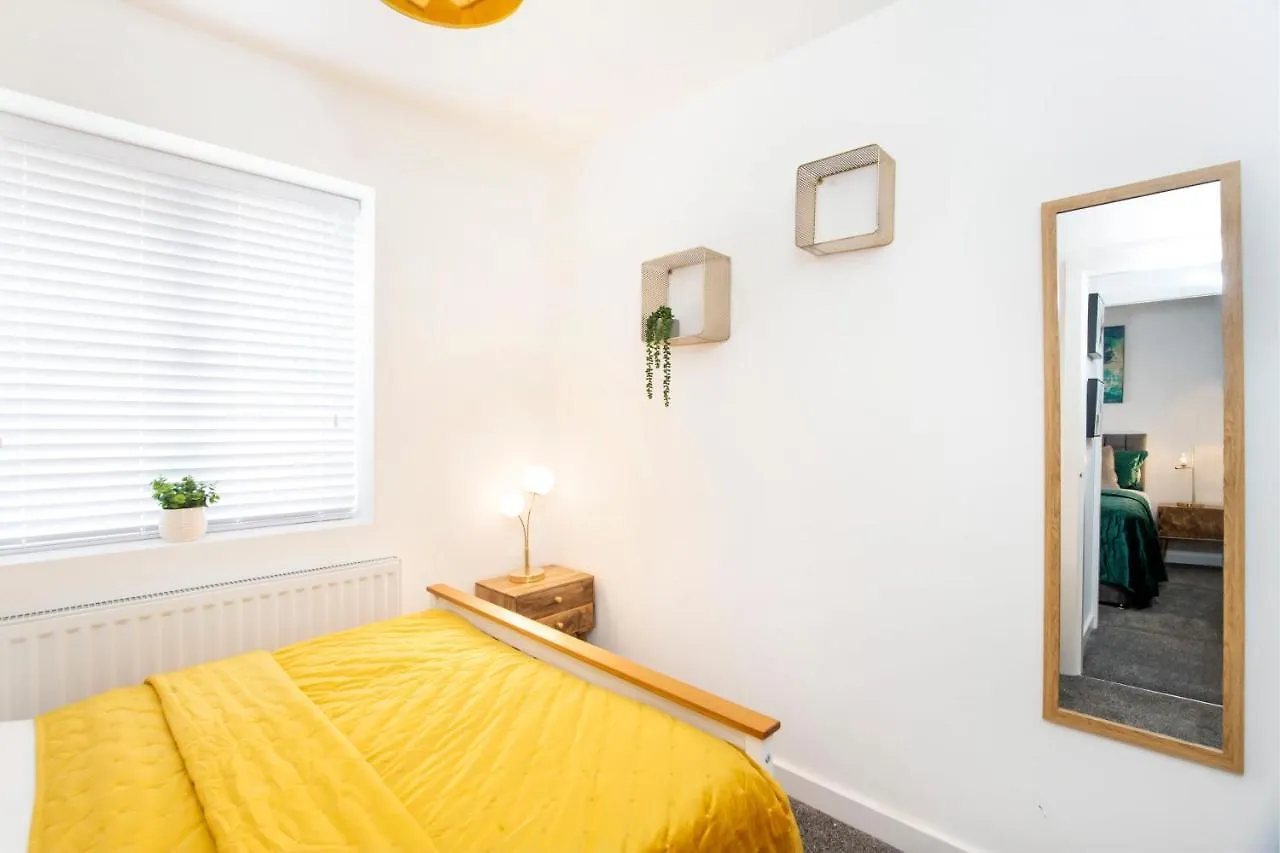 Piccadilly Place - 3 Bedroom House York