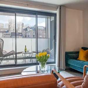 The Quadrant - The Larsen York