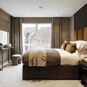 9 Kings, Hudson Quarters- Free Parking York