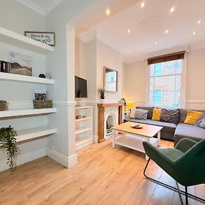 Little Cosy Getaway - York